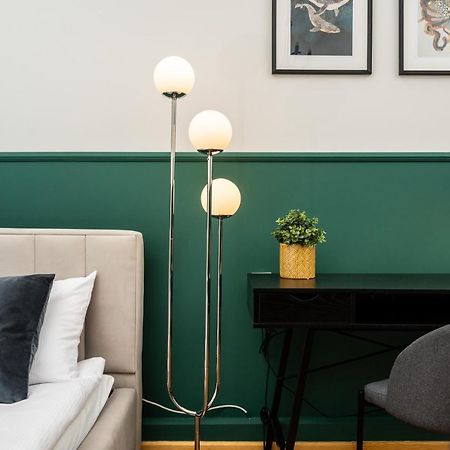 Classy Old Town Apartment - By Upstairs كراكوفيا المظهر الخارجي الصورة
