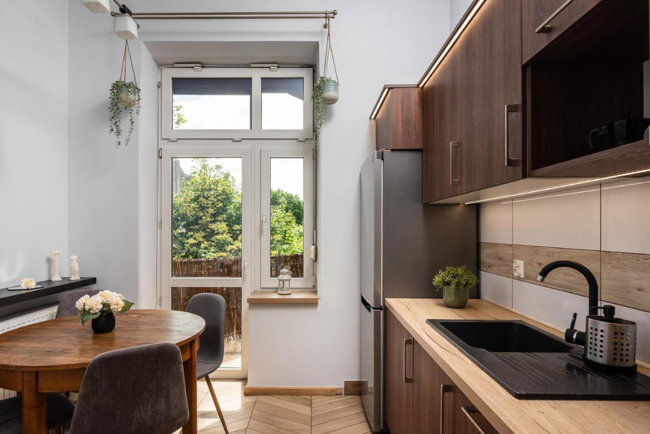 Classy Old Town Apartment - By Upstairs كراكوفيا المظهر الخارجي الصورة