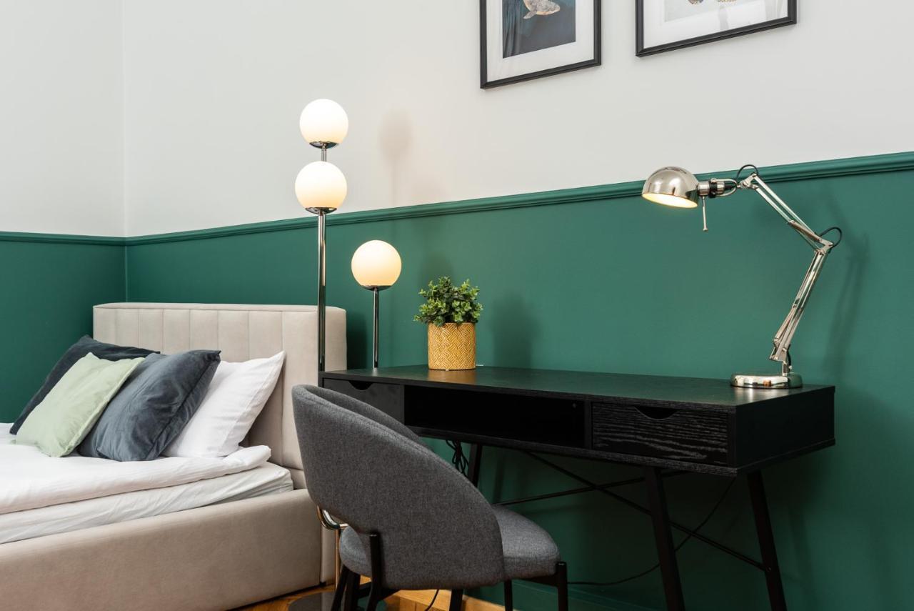 Classy Old Town Apartment - By Upstairs كراكوفيا المظهر الخارجي الصورة