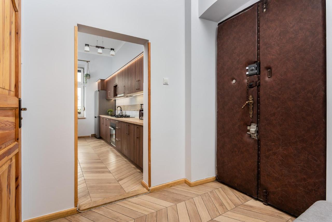 Classy Old Town Apartment - By Upstairs كراكوفيا المظهر الخارجي الصورة